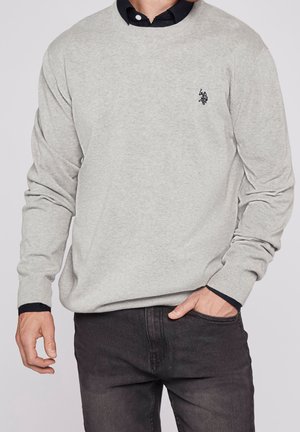 Stickad tröja - grey