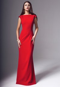 Czerwona sukienka maxi o dopasowanym kroju, z krótkimi rękawami i wysokim dekoltem. Gładki materiał ze spójnym, bezszwowym wykończeniem i bez widocznych ozdób.