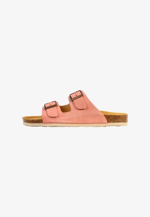 Sandale mule en daim rose avec deux brides réglables à boucles et semelle intérieure en liège sur fond blanc.