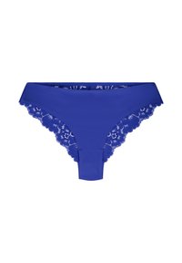 Blauwe panties met kant, gemaakt van een zachte, gladde stof en versierd met geschulpte randen, die een combinatie van elegantie en comfort benadrukken.