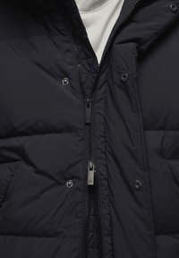 FLIGHT - Dunfrakker - black