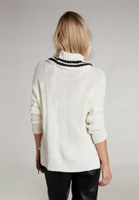 Oui Pullover - off-white