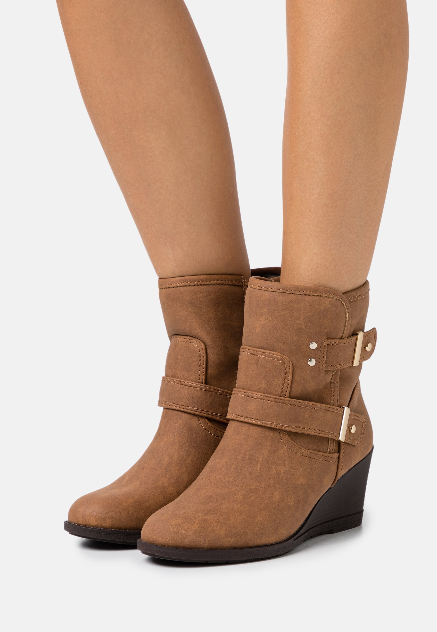 wide fit wedge ankle boots uk