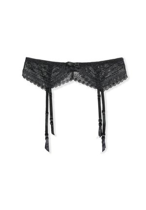 Ce porte-jarretelles en dentelle noire présente des bords festonnés, un accent de nœud central et des bretelles réglables avec des finitions en satin pour un look délicat.