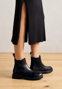 DEAN - Botine clasice - black