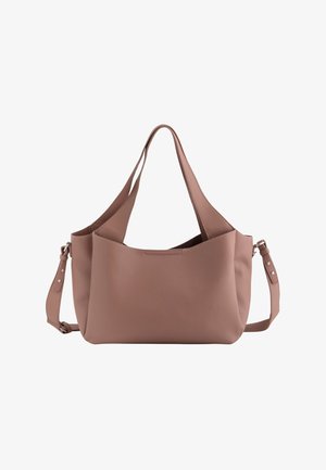 Bolso de mano de cuero rosa suave con doble asa y una correa ajustable. Presenta un diseño sencillo y estructurado con superficie texturizada.