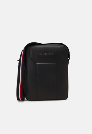 COMMUTER REPORTER - Borsa a tracolla - black