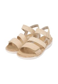 Beige sandalen met twee brede stoffen banden en één brede suède band. Vormgegeven voetbed en een gegolfde rubberen zool. Klittenbandsluiting.