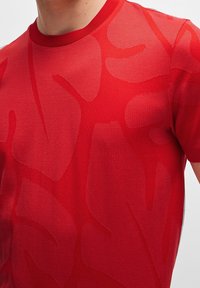 BOSS Triko s potiskem - red