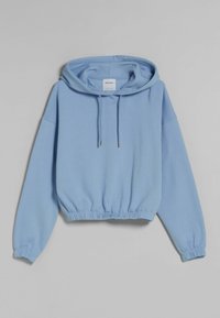 Sudadera corta de color azul claro con capucha ajustable con cordón, mangas anchas y dobladillo elástico. Hecha de tela suave con un diseño minimalista.