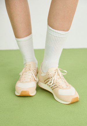 ATLANTA  - Trainers - white/off white/magic beige