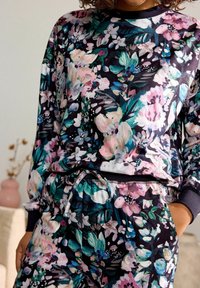 Next SET LONG SLEEVE - REGULAR FIT - Pyžamová súprava - brown floral