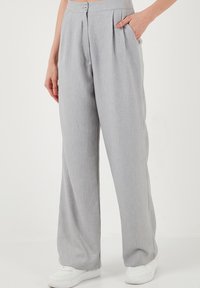 LELA REGULAR FIT - Bukser - grey