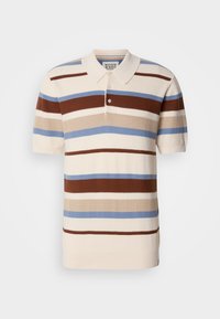 Polo skjorte med horisontale striper i brun, beige og blå på en kremfarget bakgrunn. Korte ermer og krage. Teksturert stoff.