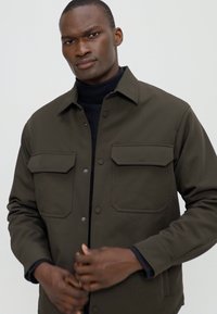 Emporio Armani BLOUSON - Tunn jacka - verde militare