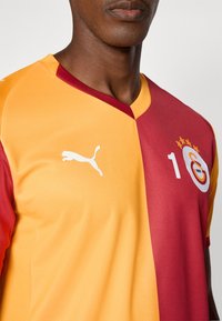 Puma GSK HOME REPLICA SPONSOR - Futbalový dres - red rhythm/intense orange