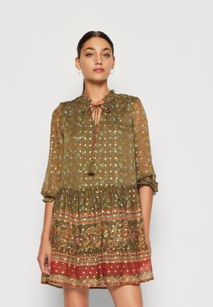 Vero Moda VMLUCY 7/8 SHORT DRESS BOHO - Robe de jour - kalamata