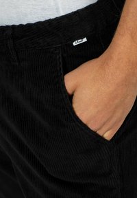 Reell REGULAR FLEX - Chino - black cord
