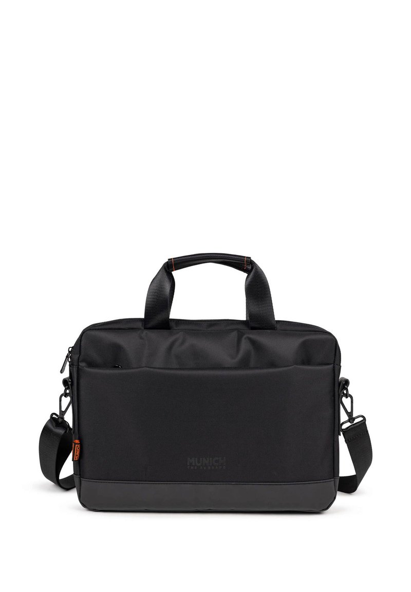 Borsa per laptop nera realizzata in tessuto resistente, dotata di due manici superiori, una tracolla staccabile e una tasca frontale. Dettaglio del logo discreto.