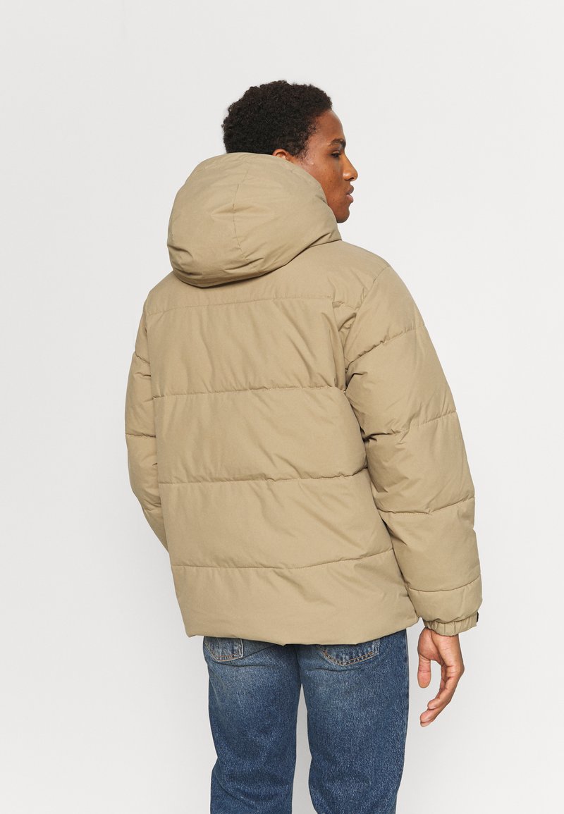 Herren Leichte Jacken | Carhartt WIP MUNRO JACKET Winterjacke tanami/braun - DB66206 Herren Leichte Jacken | Carhartt WIP MUNRO JACKET Winterjacke tanami/braun - DB66206