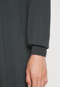 Marc O'Polo Abito in maglia - green