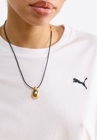 Thumbnail Image 7
