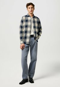 Wrangler PKT - Camisa - dusty blue