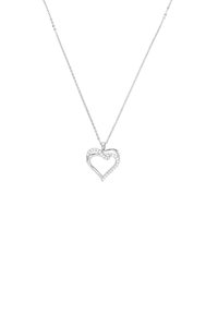 Collana con pendente a cuore in argento dal design intrecciato, con accenti di pietre trasparenti lungo un lato e una catena delicata.