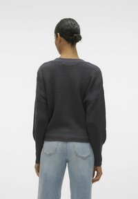 Vero Moda VMLEA V NECK CUFF - Gilet - ombre blue