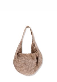 Hobo tas van beige stof met reliëf bloemenpatronen, voorzien van een brede schouderband en een zachte, slungelige vorm.