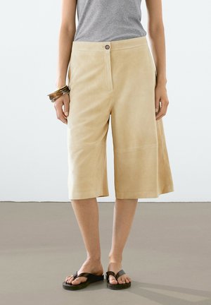 SUEDE FINISH WITH POCKETS - Leren broek - beige