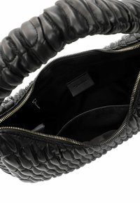 Tamaris TAS CHARIS - Handtas - black