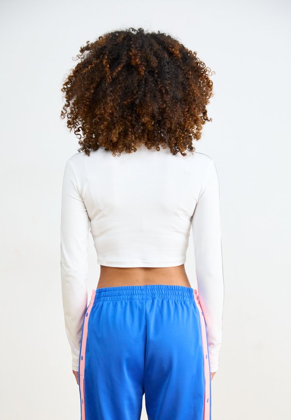 ADICOLOR 3-STRIPES LONG SLEEVE CROP LONG-SLEEVE - Long sleeved top3