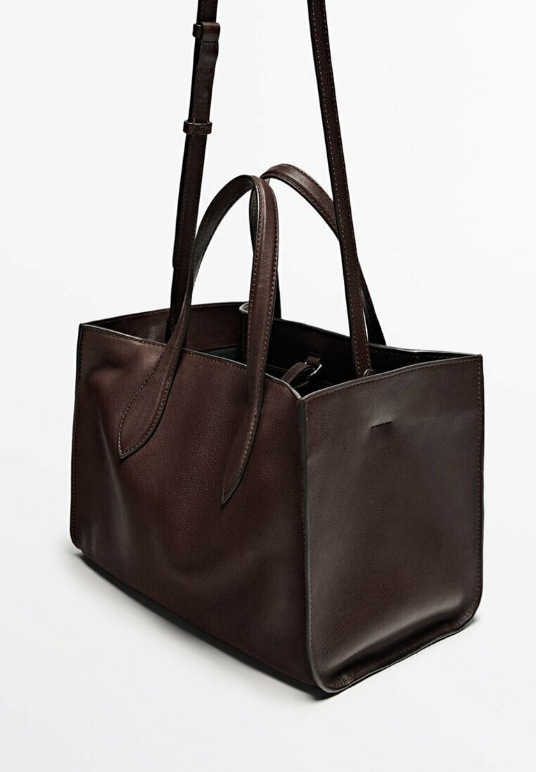 Massimo Dutti ☆ ハーフアイコン スプリットスエードバッグ Half icon split suede bag · Sand · Leather Outerwear
