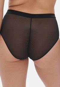 Schwarze, transparente, hoch geschnittene Unterwäsche mit einem glatten Bund, weichem Material und einem vollflächigen Design, das an der Rückseite eine geraffte Naht aufweist.