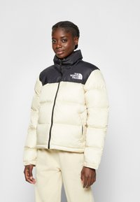The North Face RETRO NUPTSE JACKET - Casaco de penas - gravel