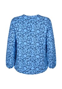 Maglietta a maniche lunghe blu con un motivo floreale astratto nero su tutta la superficie, scollatura a girocollo e polsini elasticizzati alle maniche.