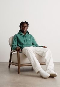 GANT REG SHIELD - Felpa con cappuccio - green