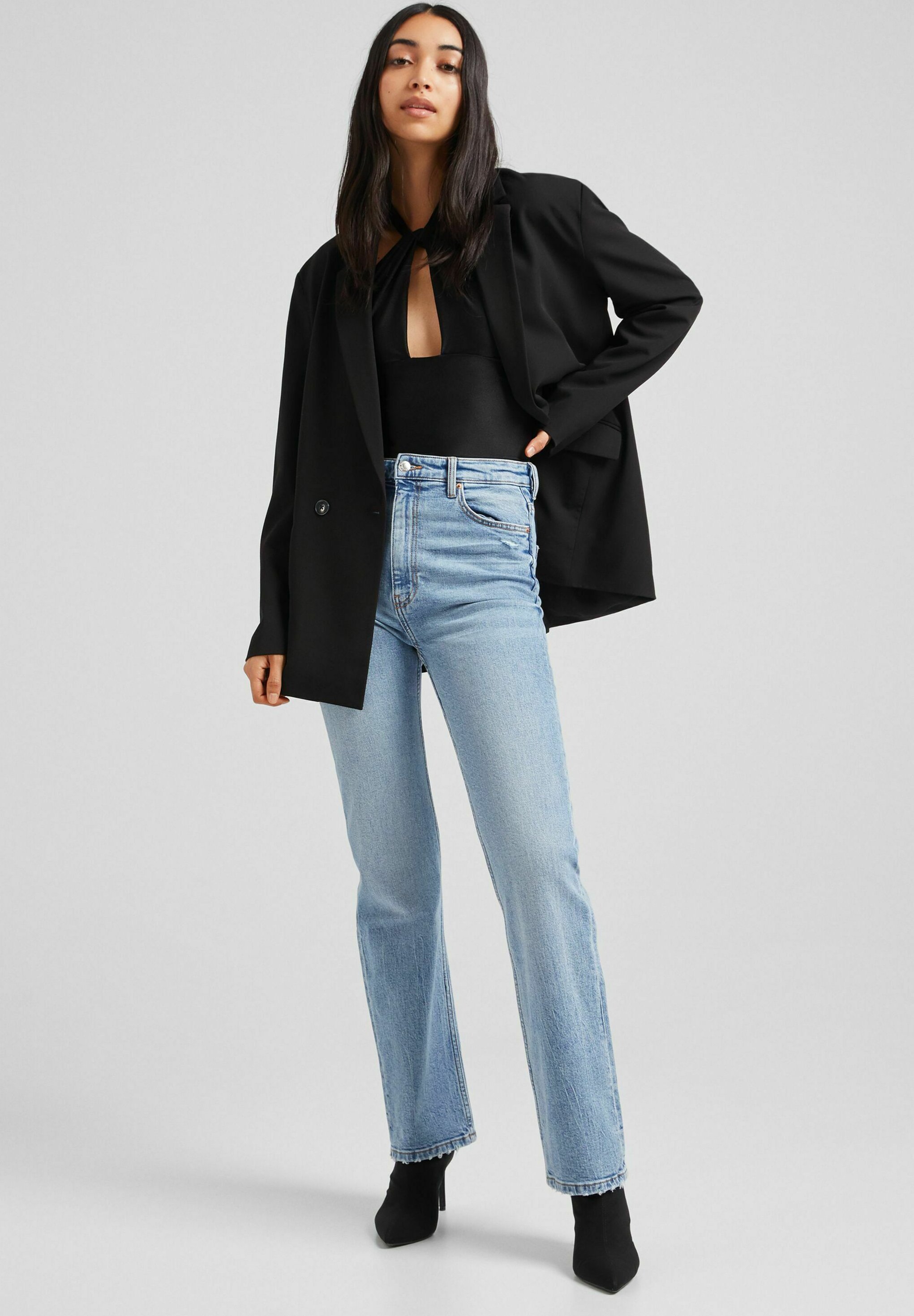 Bershka MIT HOHEM BUND - Jeans Straight Leg - blue denim - Zalando.de