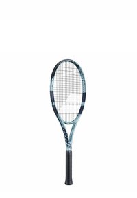 Tennisset met een lichtblauw en marineblauw frame, gekenmerkt door een gestructureerde zwarte grip, een ovale kop en een klassiek snaren rasterpatroon.