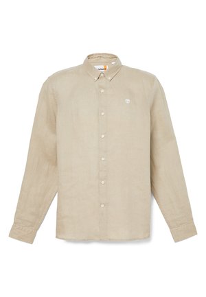 Camicia beige a maniche lunghe in lino, con colletto button-down, chiusura frontale con bottoni e un piccolo logo sul petto. Texture morbida.