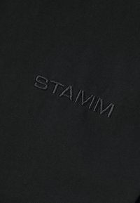 STAMM Langarmshirt - black