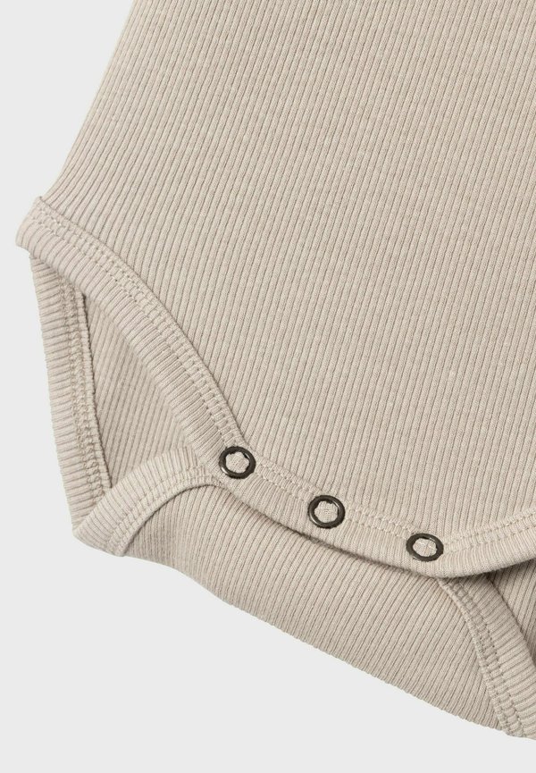 NBMKAB - Body - pure cashmere4