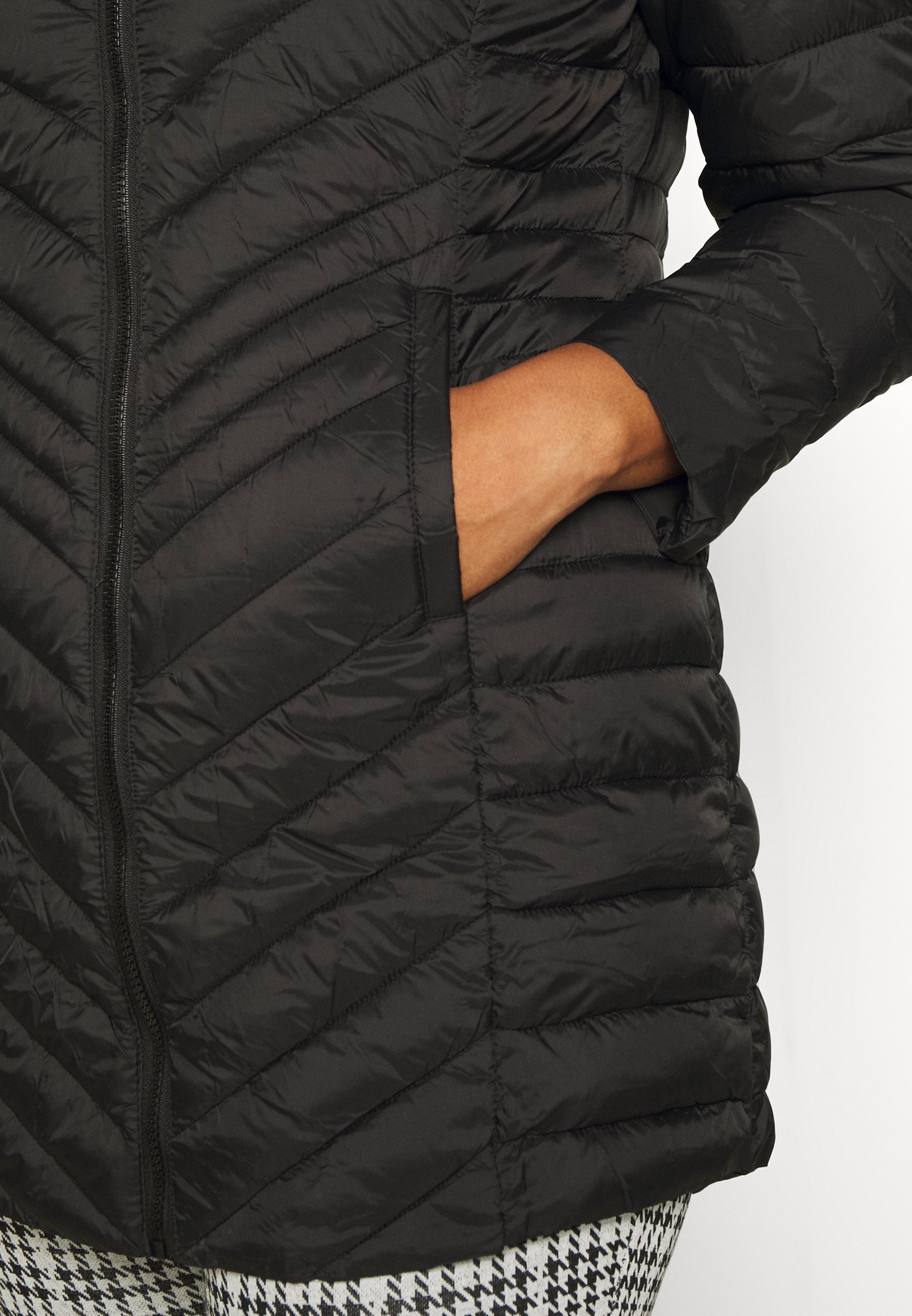 north face lightweight padded jacket