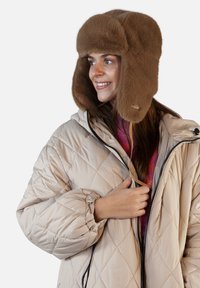 Barts LUCERNE - Gorro - brown