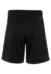 Svarta träningsshorts med en mjuk, slät textur, med en bekväm elastisk midja och kontrasterande sidopaneler.