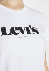 Levi's® THE PERFECT TEE - Triko s potiskem - white