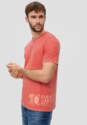 MIT GARMENT DYE - T-shirt print - koralle