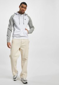 Just Rhyse MACAU - Felpa con cappuccio - white