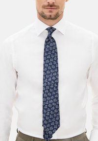 Oscar Jacobson Solmio - navy